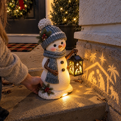 ⛄️🎄Snowman Nativity Glow– Solarbetriebene Weihnachts-Stufenleuchte mit Projektion der Heiligen Familie🌙